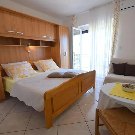 Jospia3 Mit Privatem Balkon By Interhome Sveti Anton (Krk)