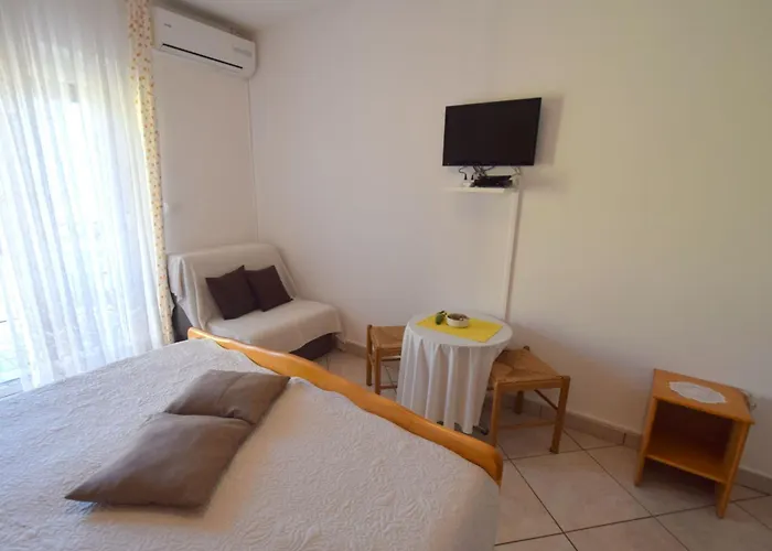 Jospia3 Mit Privatem Balkon By Interhome